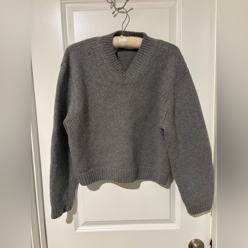 Doen Heirloom Geonna Sweater in Morning Mist - Picture 2 of 7